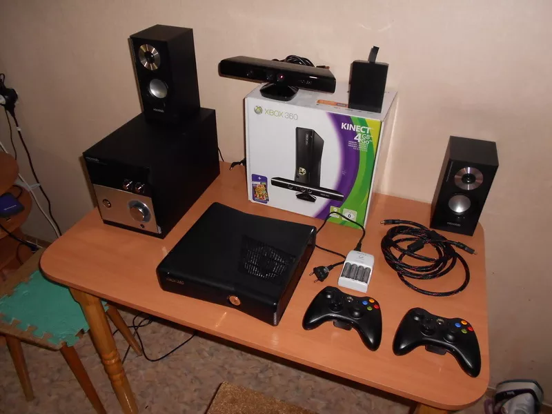 продам xbox360 прошитый freeBoot Kinect, 1 tb hdd, 170 игр, 2 джойстика  8