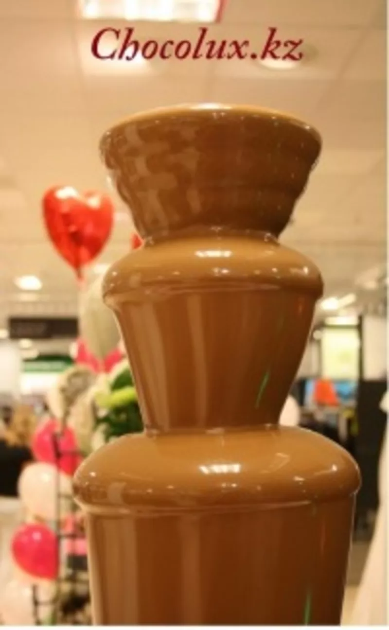 Шоколадный фонтан в Алматы