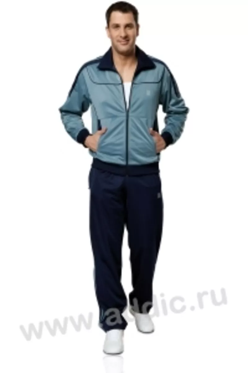 Спортивные мужские и женские костюмы из России 10