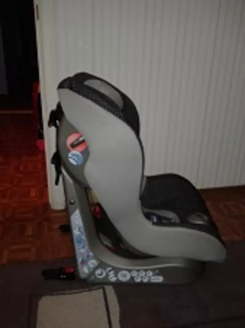 Автокресло CHICCO  - isofix 3