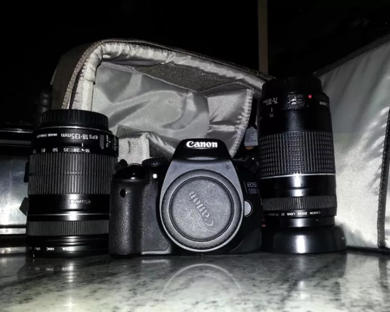 Canon EOS 5D Mark II 21MP DSLR Camera 2