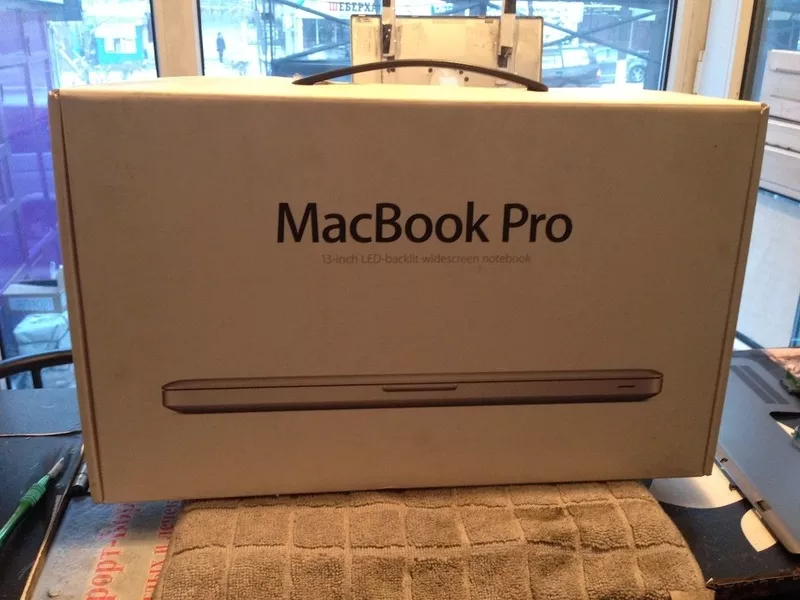 Продам коробку от MacBook Pro 13 A1278 2