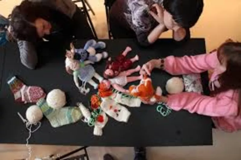 Детский центр приглашает на курсы шитья и вязания   2