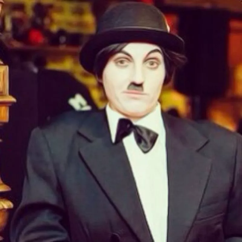 ораторское искусство, актерское мастерство, режиссура, вокал