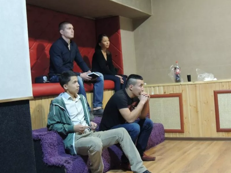 ораторское искусство, актерское мастерство, режиссура, вокал 6