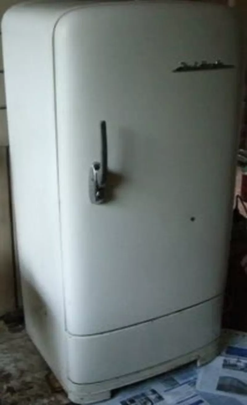 Продаю холодильник Зил Москва