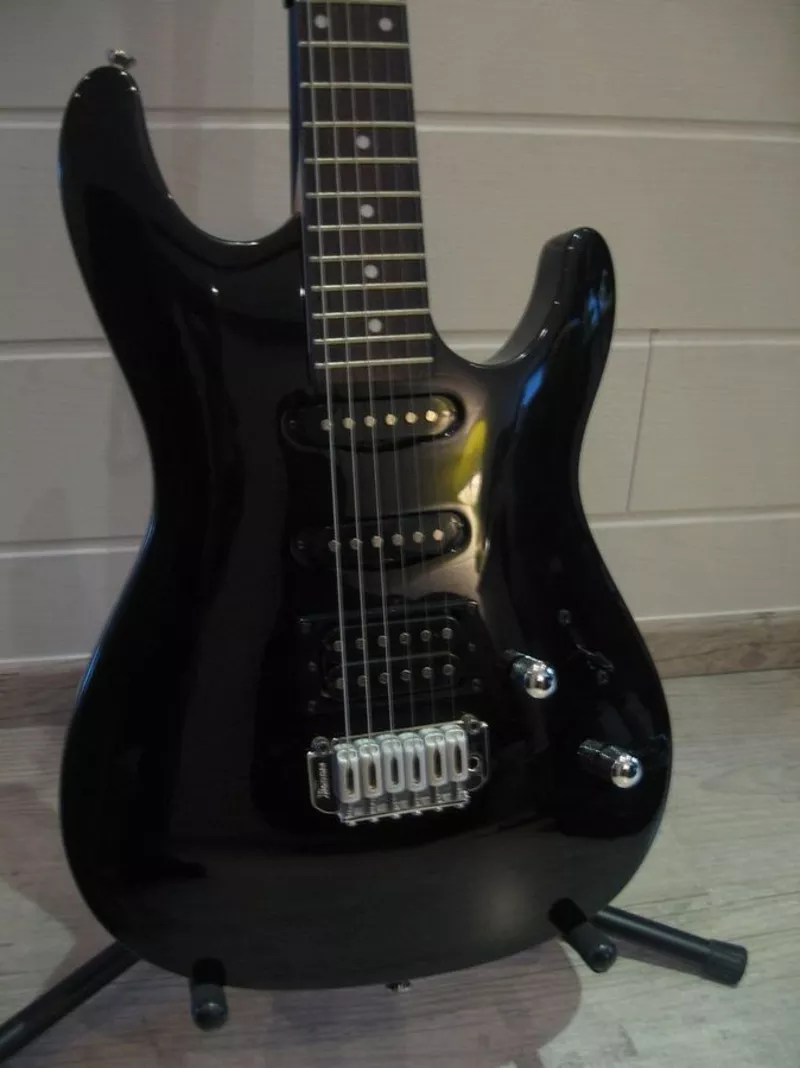 Продам электро гитару Ibanez GIO 3