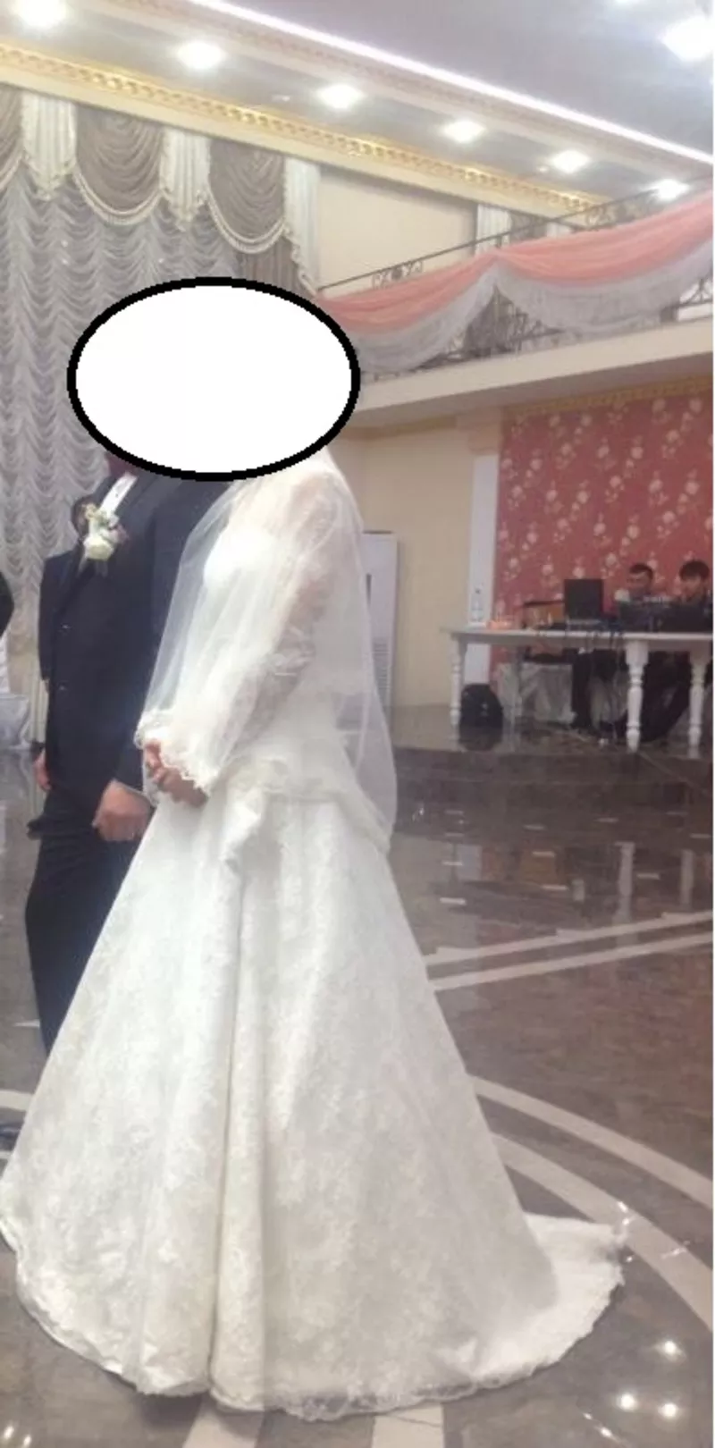 Нежное свадебное кружевное платье с длинными рукавами А-типа (Силуэт) 3