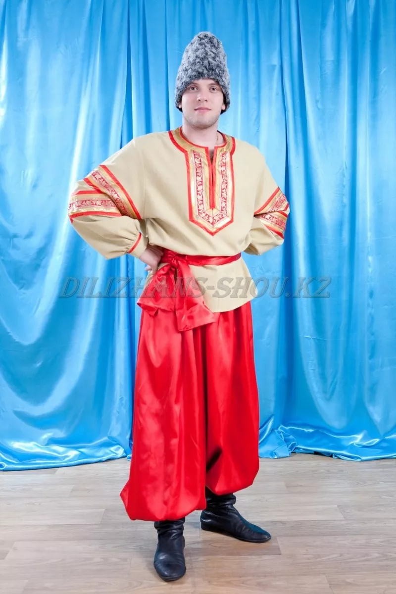  Широкий ассортимент Украинских национальных костюмов  2