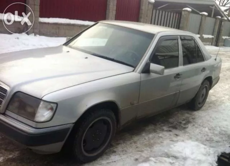 Продам Mercedes-Benz E 320 - японец,  1992 