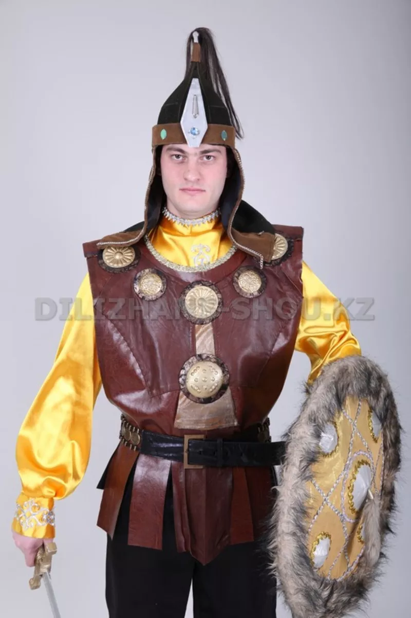 Карнавальный мужской костюм Батыра на прокат в Алматы 3