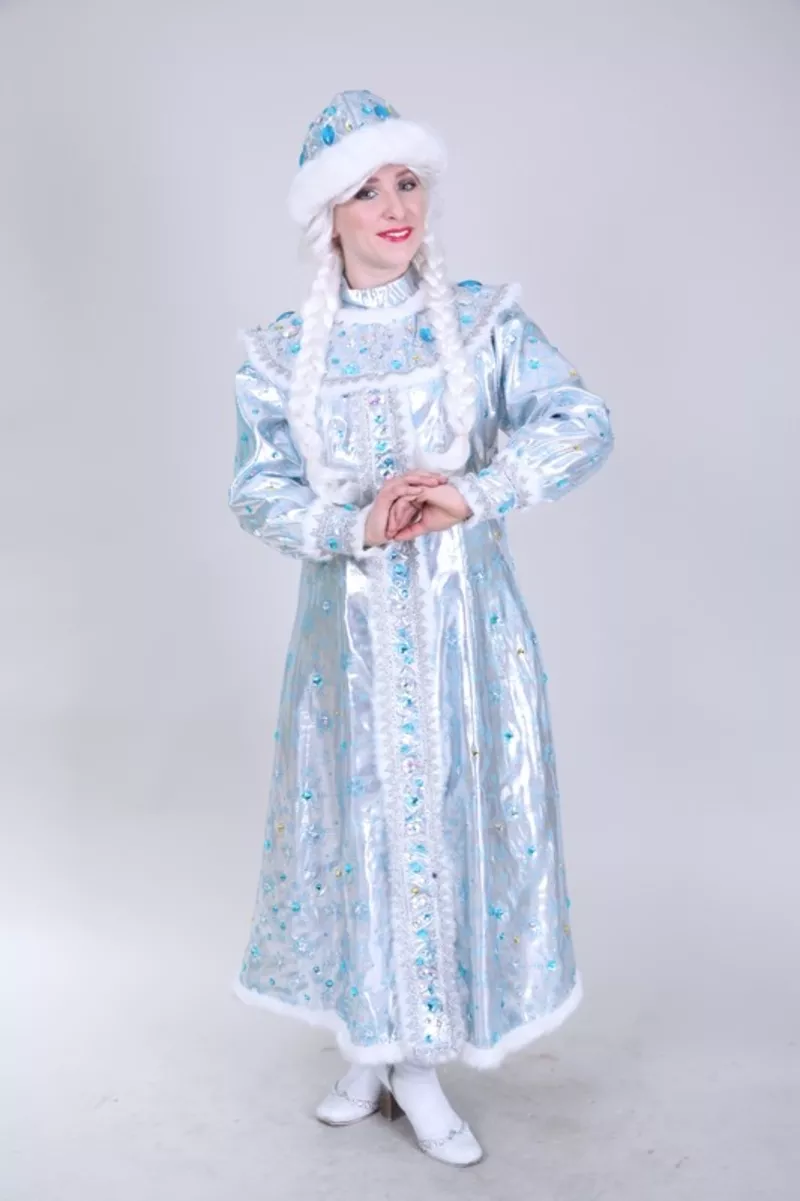 Женский карнавальный костюм Снегурочки на прокат в Алматы