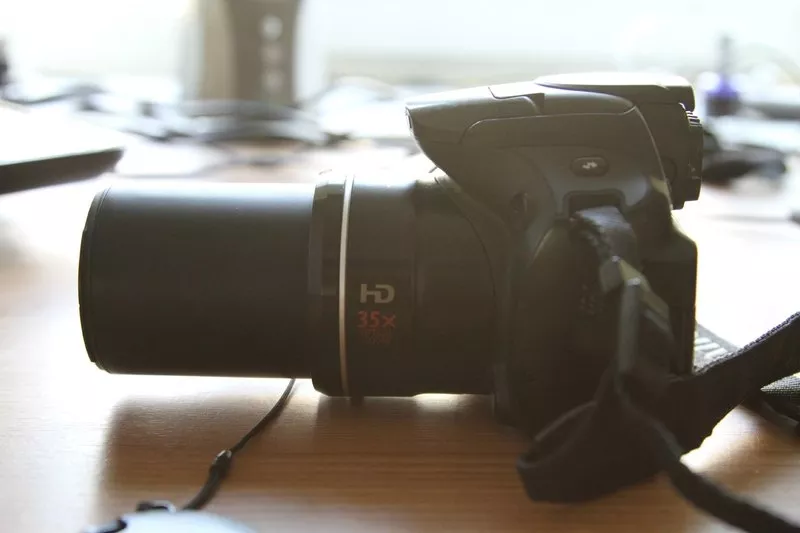 Срочно продам фотоаппарат Canon SX30 IS 30 000тг. в прекрасном состоян