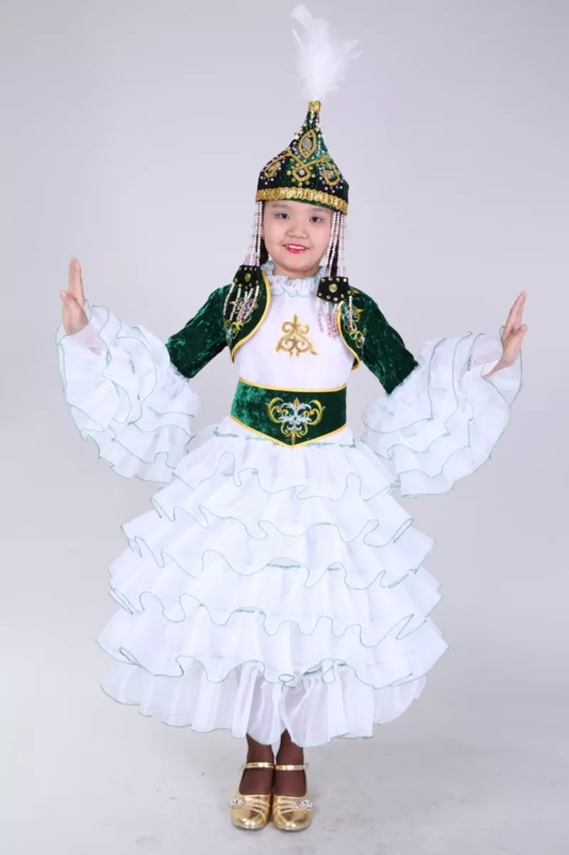 Коллекция детских национальных казахских костюмов 3