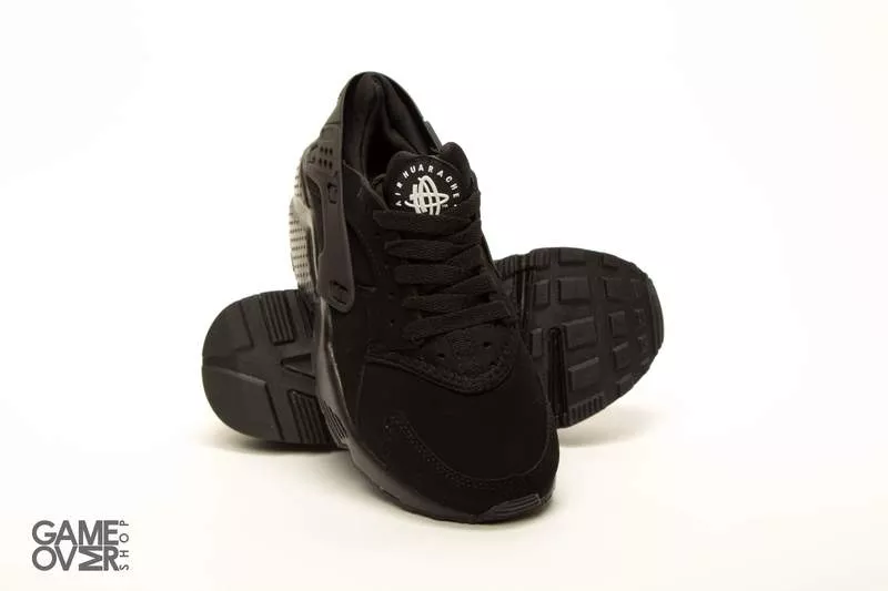 Nike Air Hurache Black 5