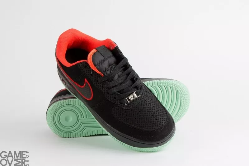 Nike Air Force 1 black/red/green sole 3