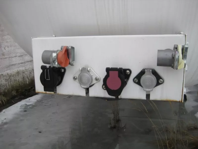 Газовоз полуприцеп 27 м. куб. 5