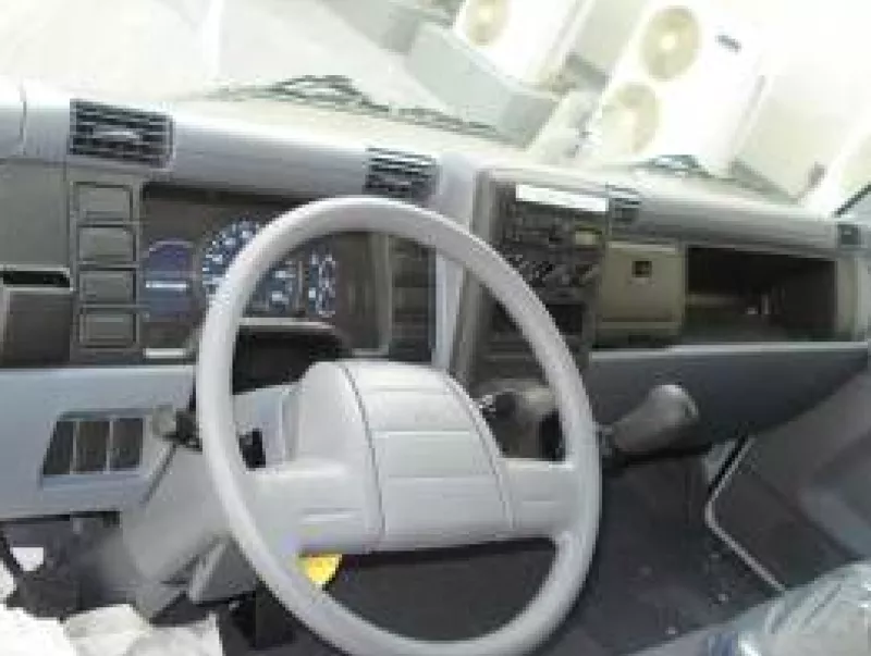 Новый грузовой Mitsubishi Fuso Canter 3