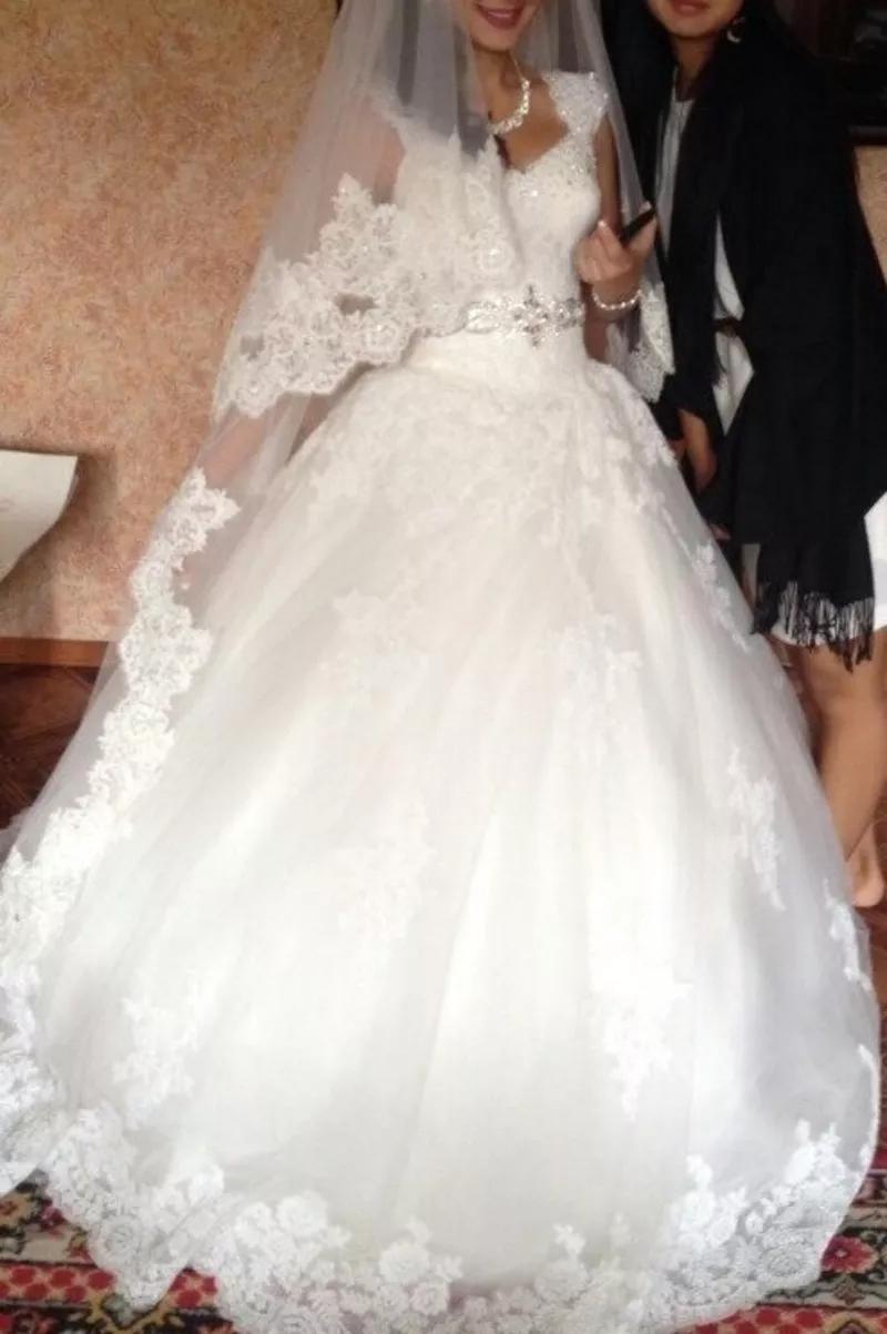 Продам Красивое Свадебное Платье!!! 2
