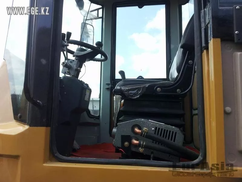 Фронтальный погрузчик ZL30, SDYD, Китай, новый, в наличии, гарантия 9