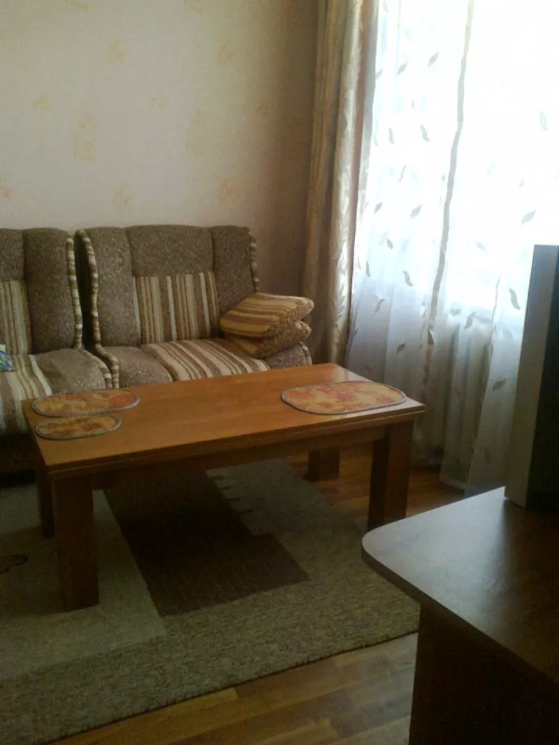 Меняю 2-комнатную квартиру в Новосибирске на 2-3 комнатную квартиру в  6