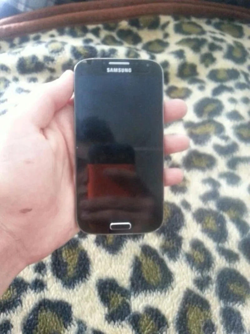 Срочно продам Samsung Galaxy S4 в идеальном состояние!!! 3