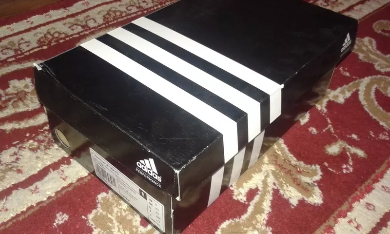 Продам футбольные брендовые бутсы Adidas Predator,  недорого 2