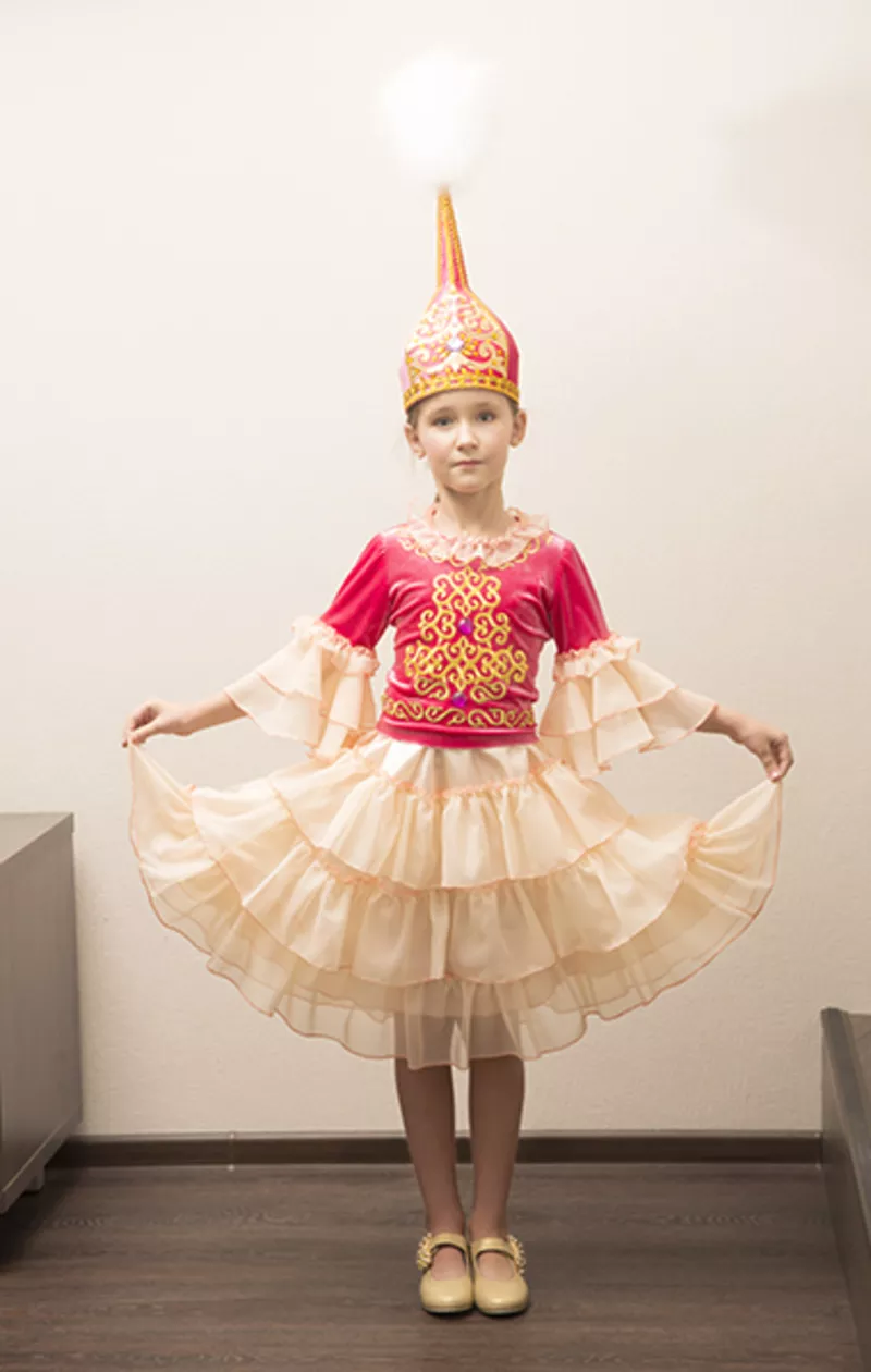 Казахские национальные костюмы детские и взрослые 3