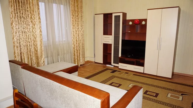 2-х комнатная квартира посуточно,  Аль-Фараби 264 - Розыбакиева за14000 8