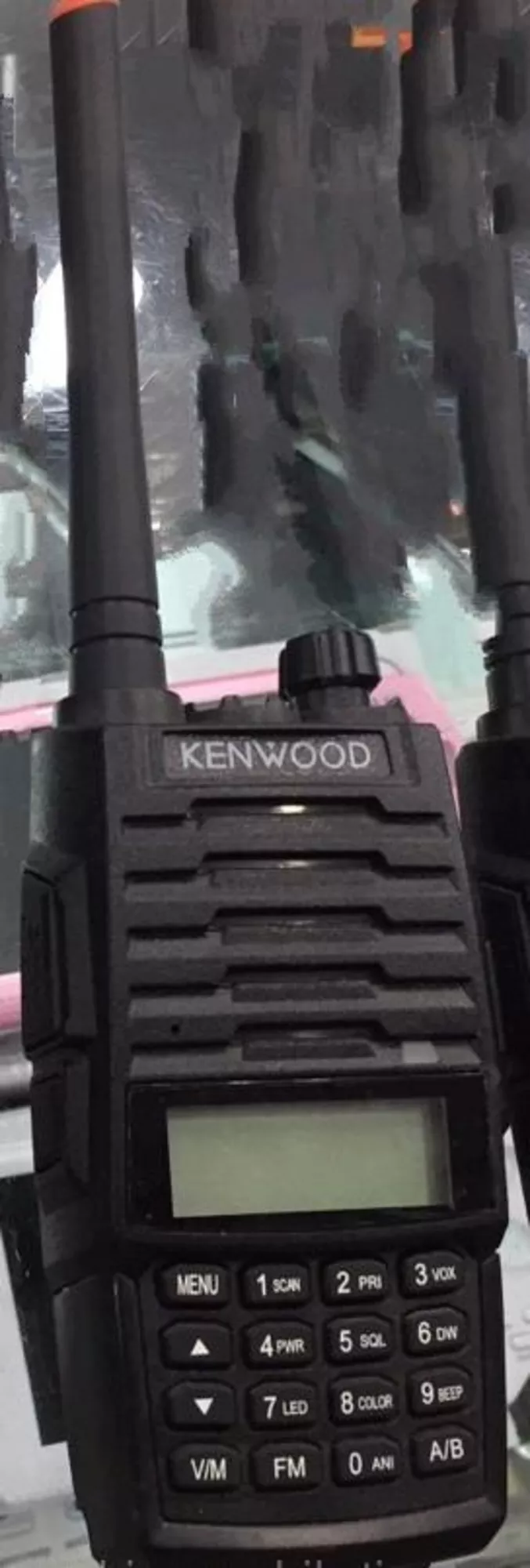 Продам Носимая радиостанция Kenwood,  модель TK-620S Two-Way Radio