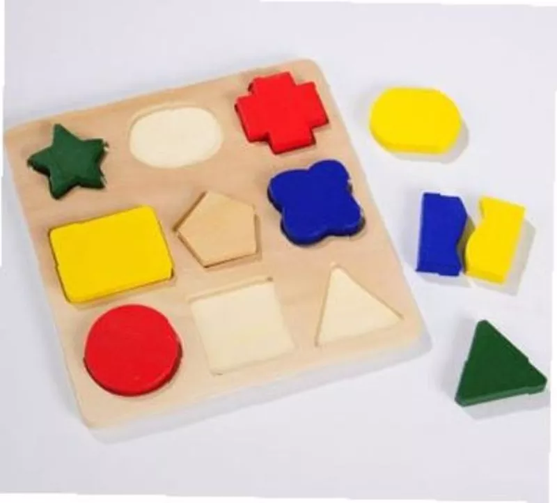 Деревянная игрушка геометрические фигуры на рамке 46393  3