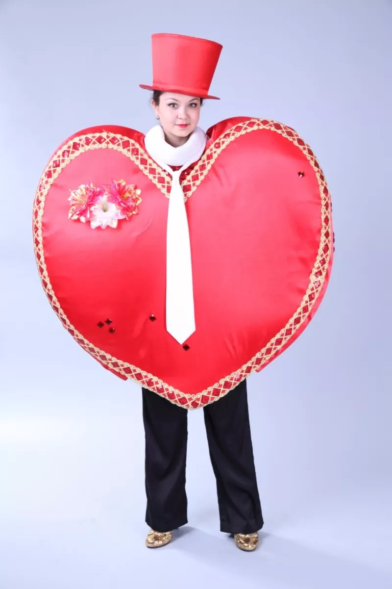 Карнавальные костюмы  на день Святого Валентина 5