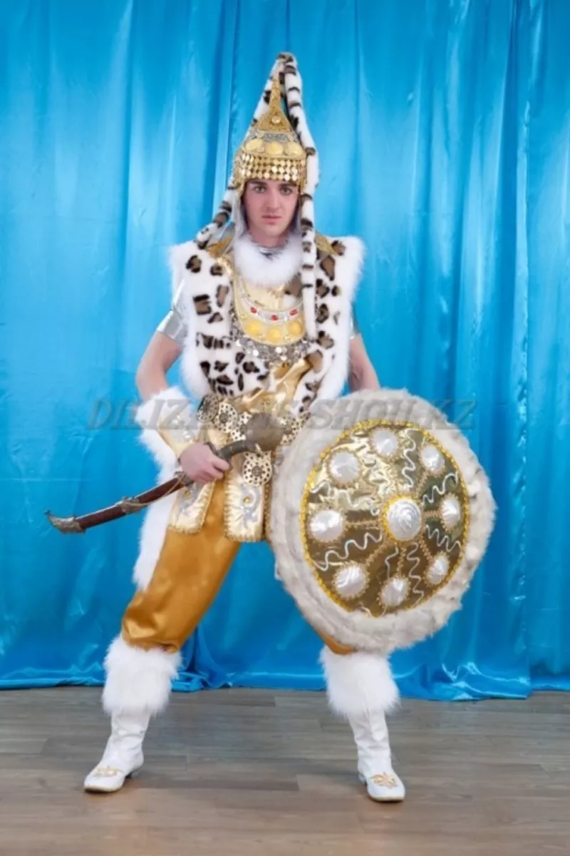 Казахские национальные костюмы на наурыз 6
