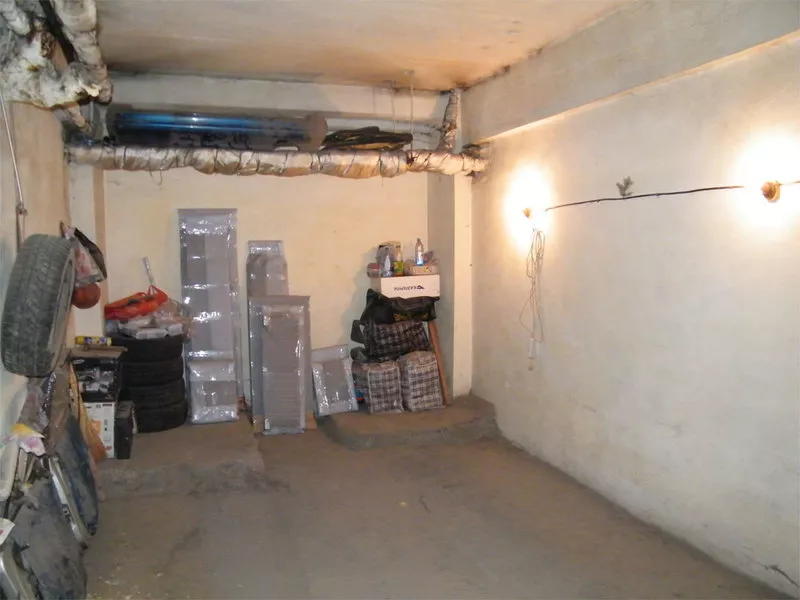 Продам подземный гараж на Жарокова-Джамбула 6