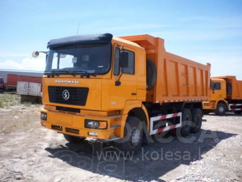 Самосвал Шакман 