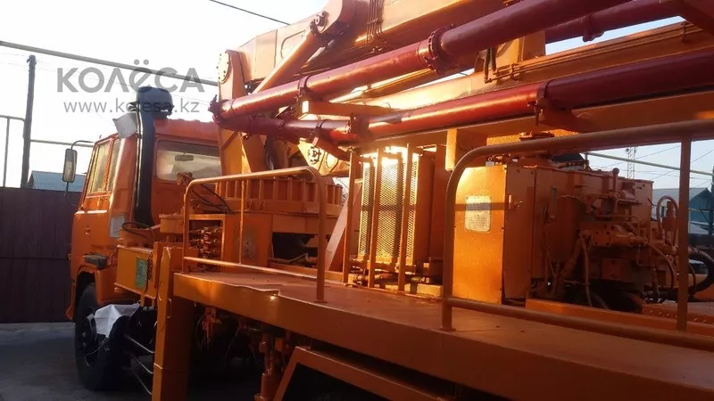 Автобетононасос 2