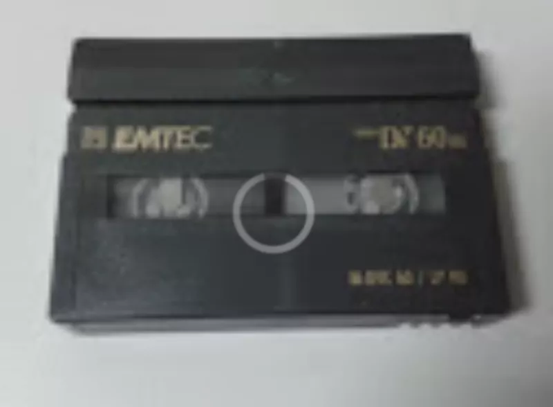 Продам не дорого мини видеокассеты фирмы Emtec 2