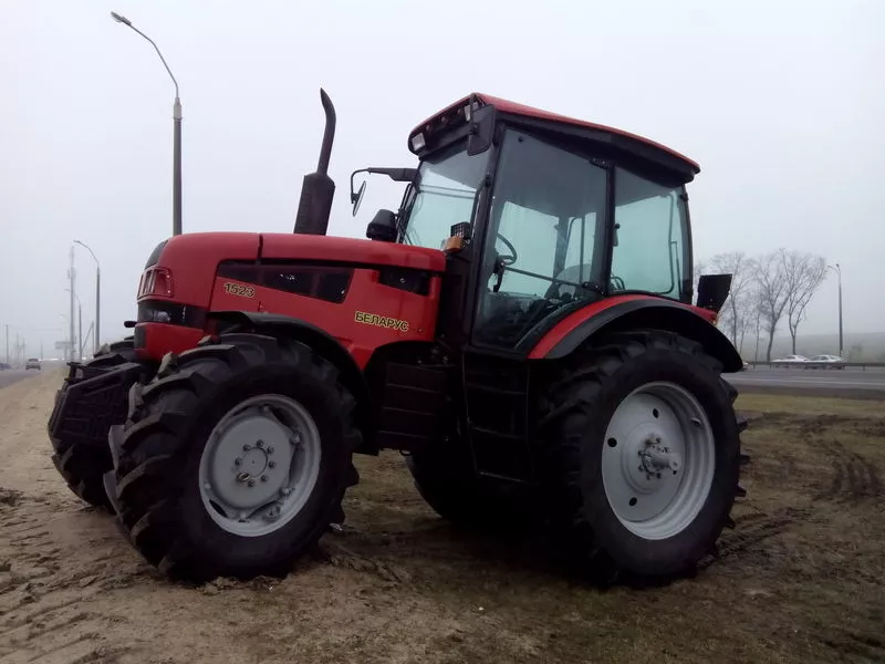 Трактор МТЗ-1523