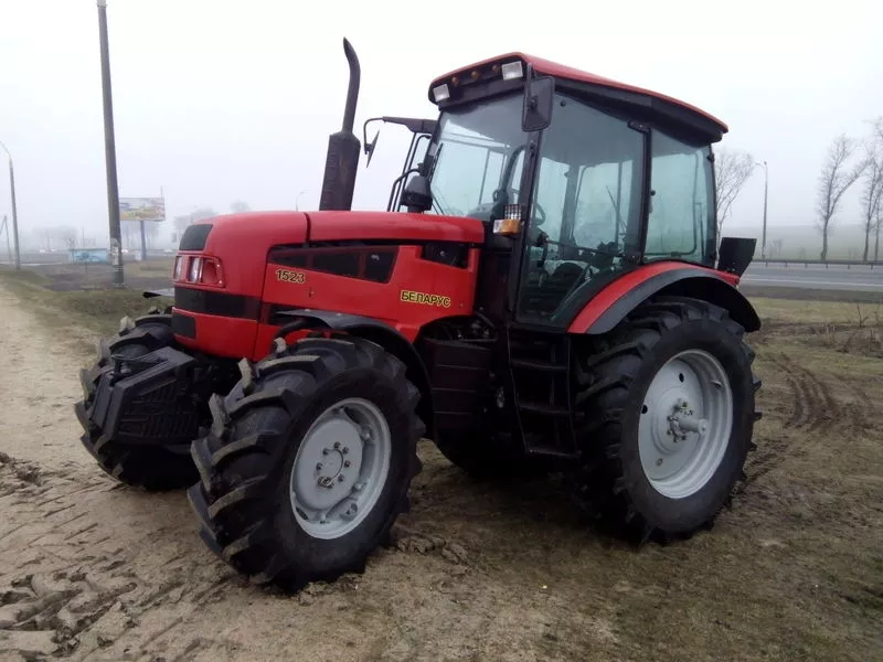Трактор МТЗ-1523 3
