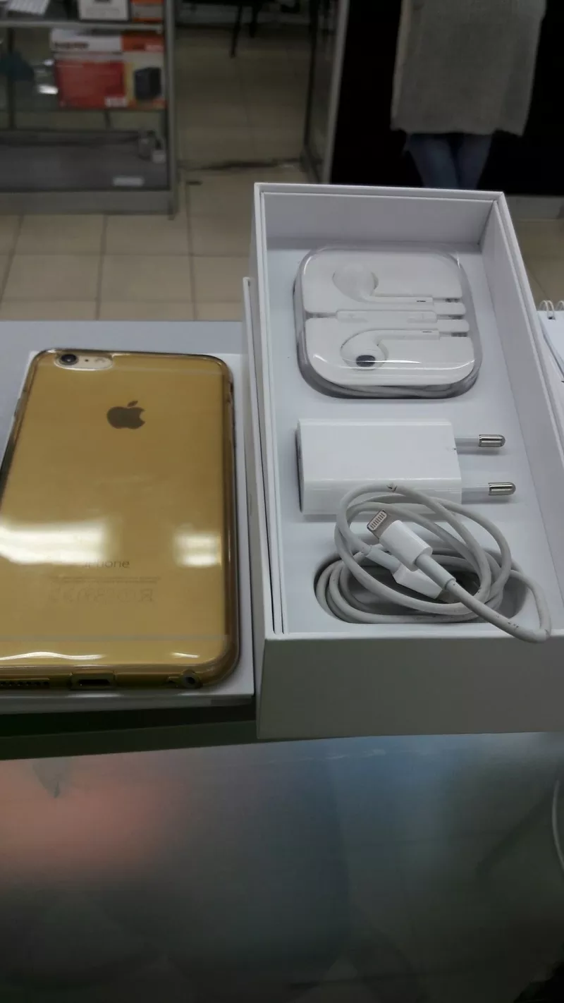 Apple iPhone 6 Plus 64Gb Gold 2