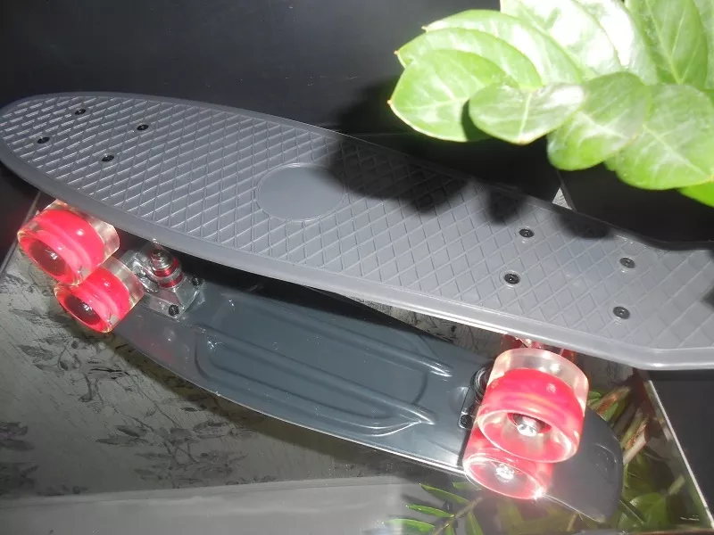 Пенни Борд Pennyboard со светящимися колесами 2