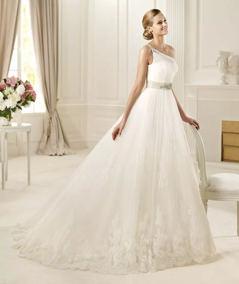 Шикарное свадебное платье Pronovias,  42-44 размер