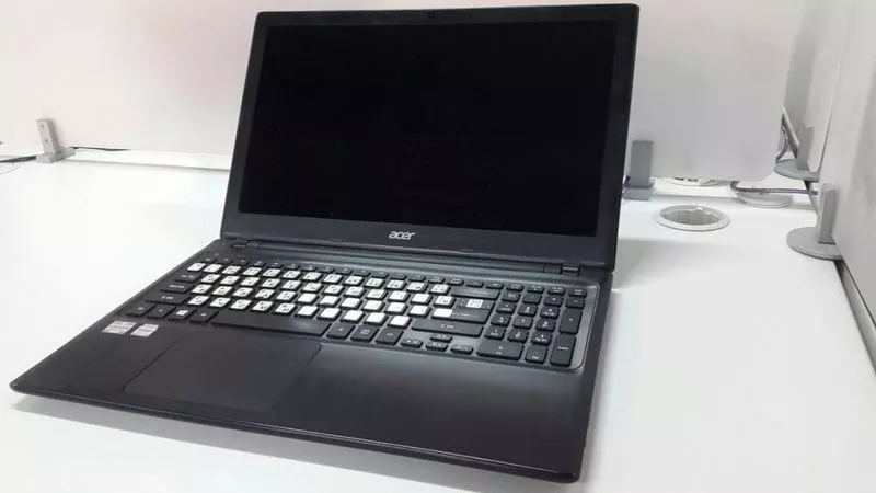 Продам Ноутбук Acer Vision A8 AMD срочно 2