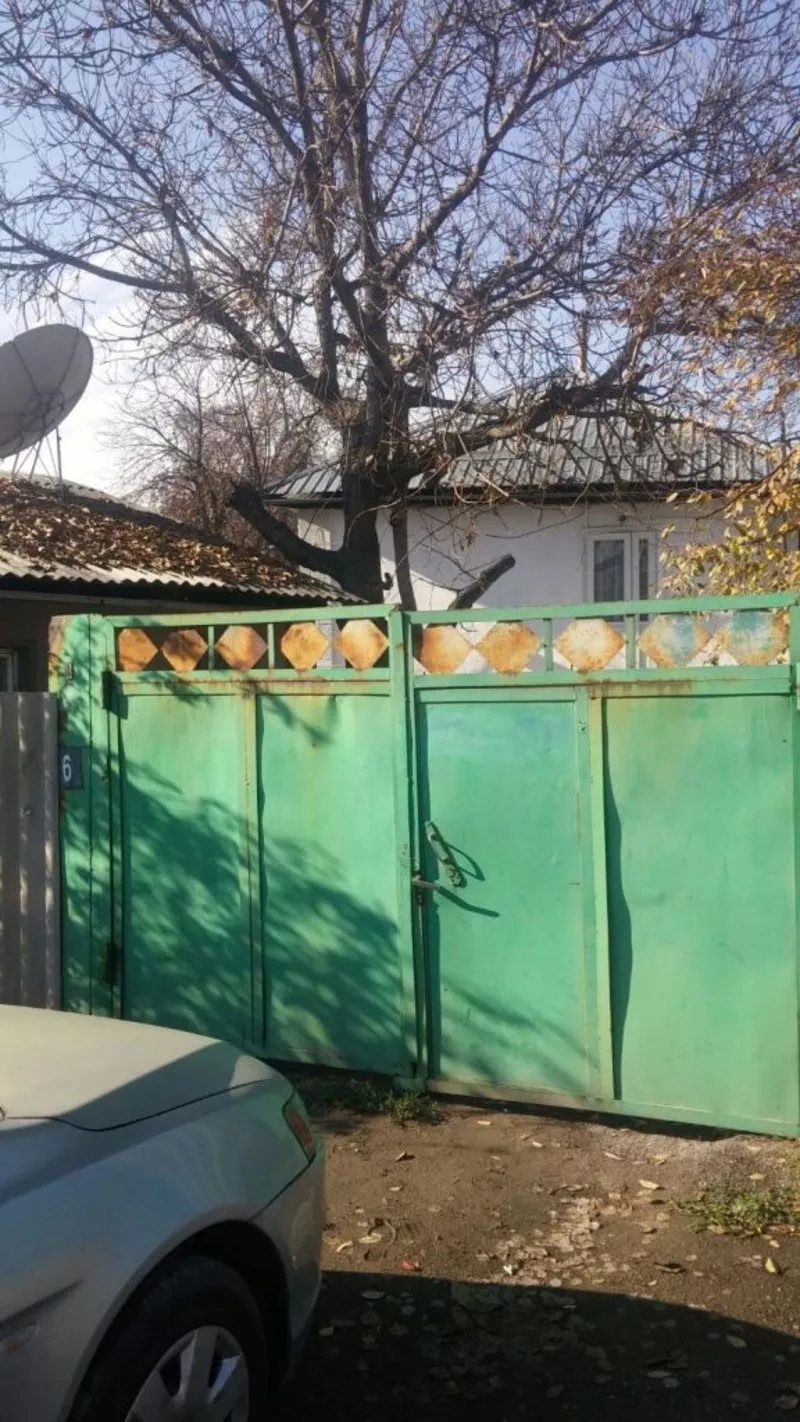Продаётся четырёхкомнатный жилой дом в городе Алматы 4