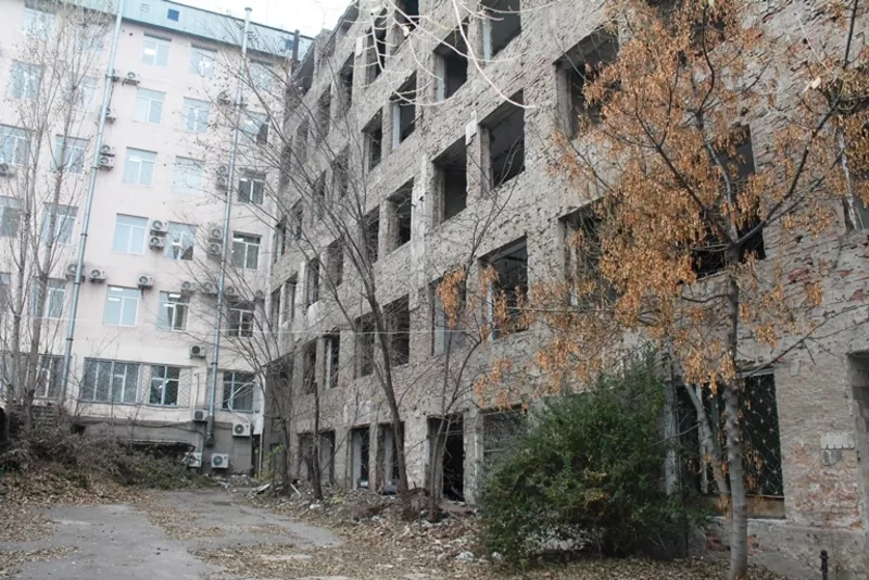 Здание площадью 1120 м²,  Гоголя — Каирбекова за 323000000 2