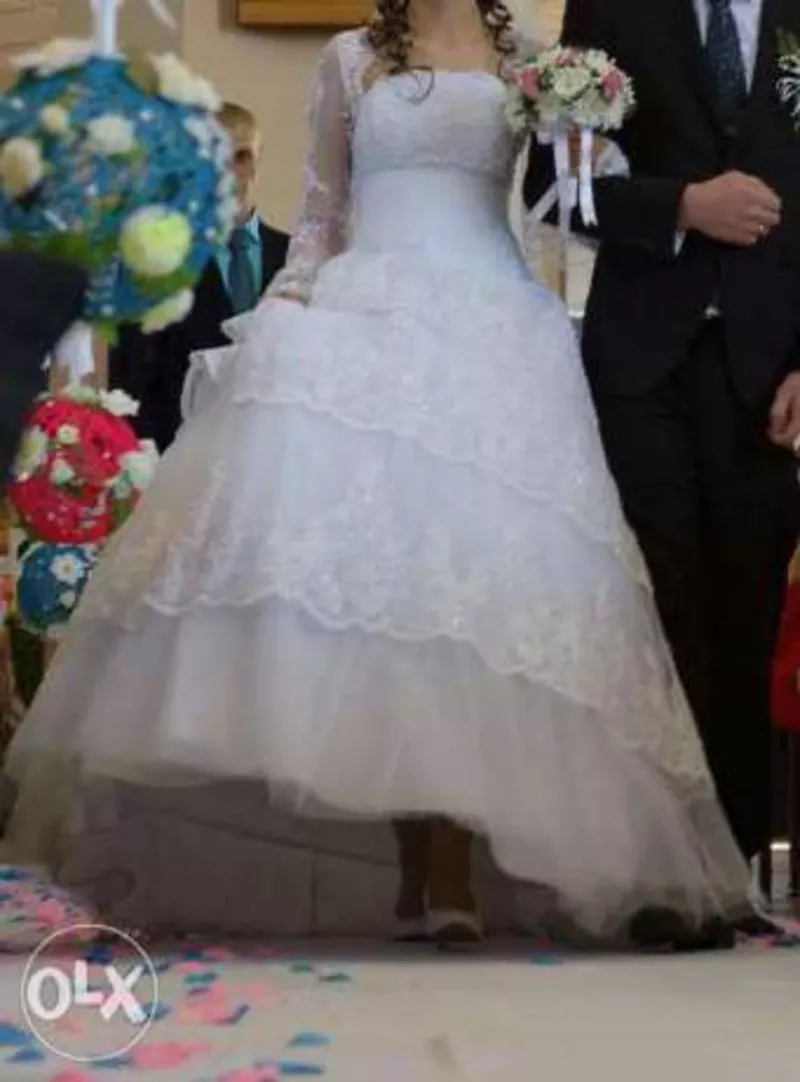 Свадебное платье вдвое дешевле начальной цены