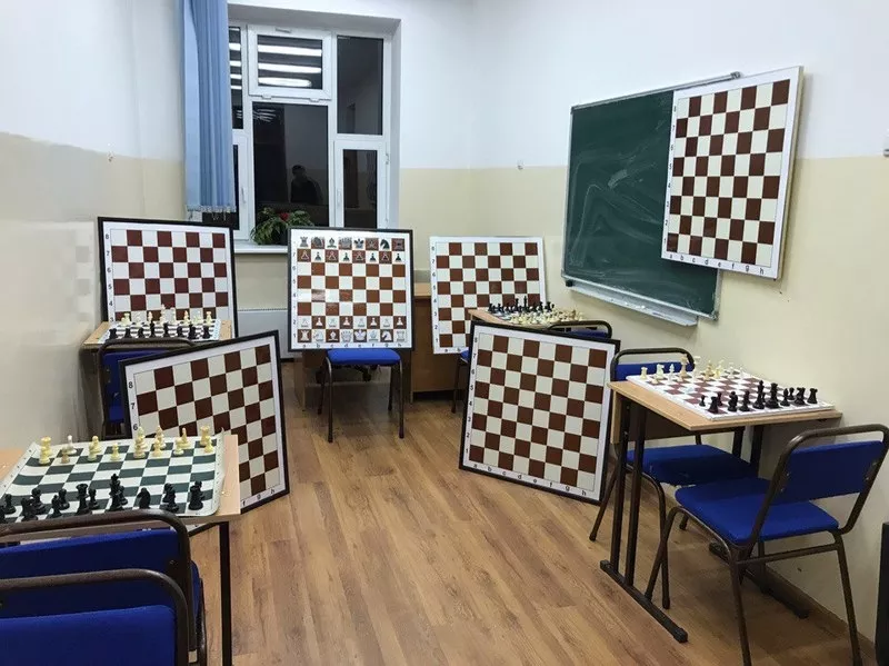 Демонстрационная шахматная доска 10