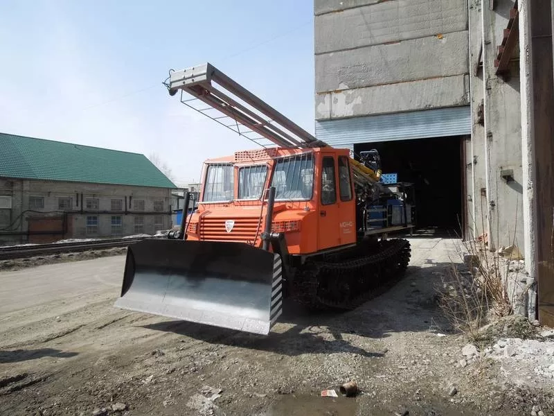 Буровая установка УРБ-4Т на шасси гусеничного трактора МСН-10-003-001