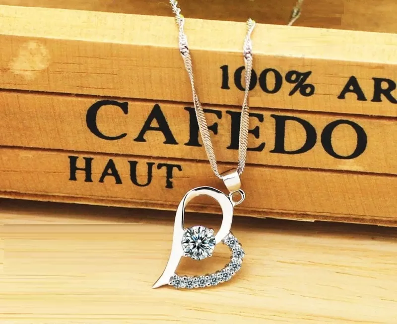 Продам серебряный ювелирные набор - Серьги + Ожерелье (Heart) 3