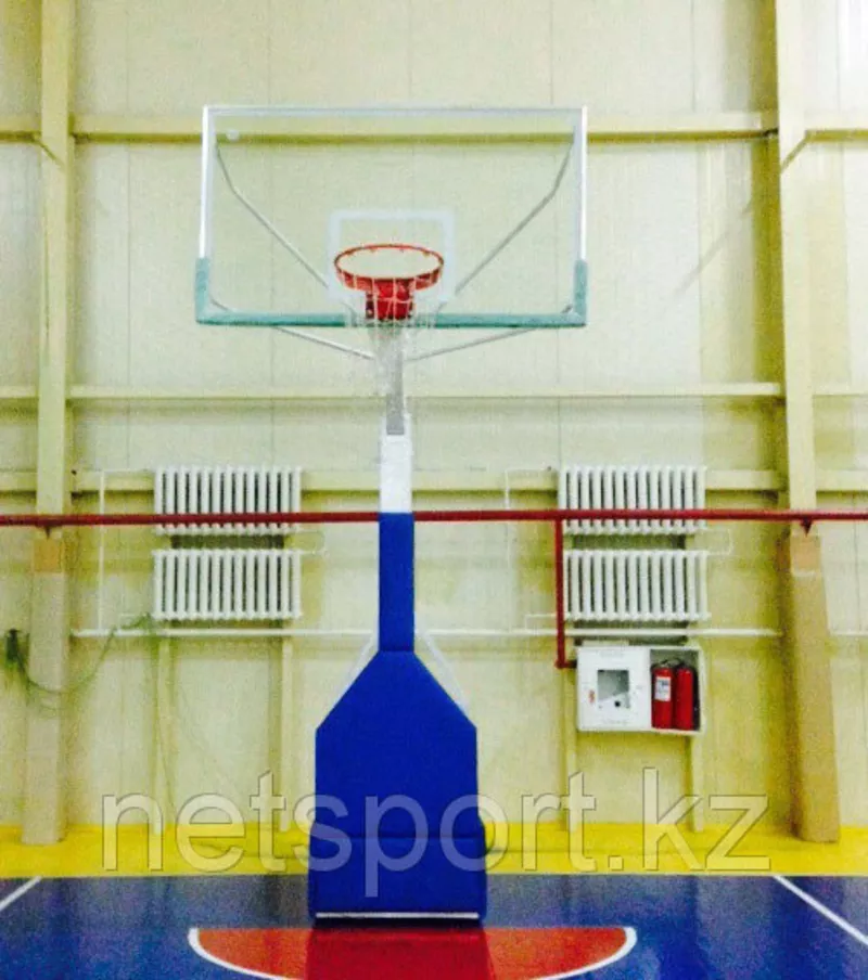 стойка баскетбольная передвижная складная 3